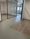 Eternal de Luxe kleur natural Oak 2865 in combinatie met Marmoleum Piano kleur 3601 Warm Grey